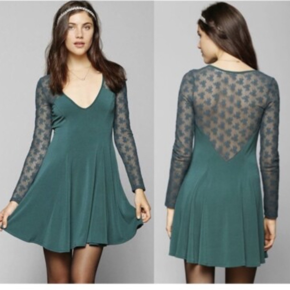 Elegant Teal Long Sleeve Dress